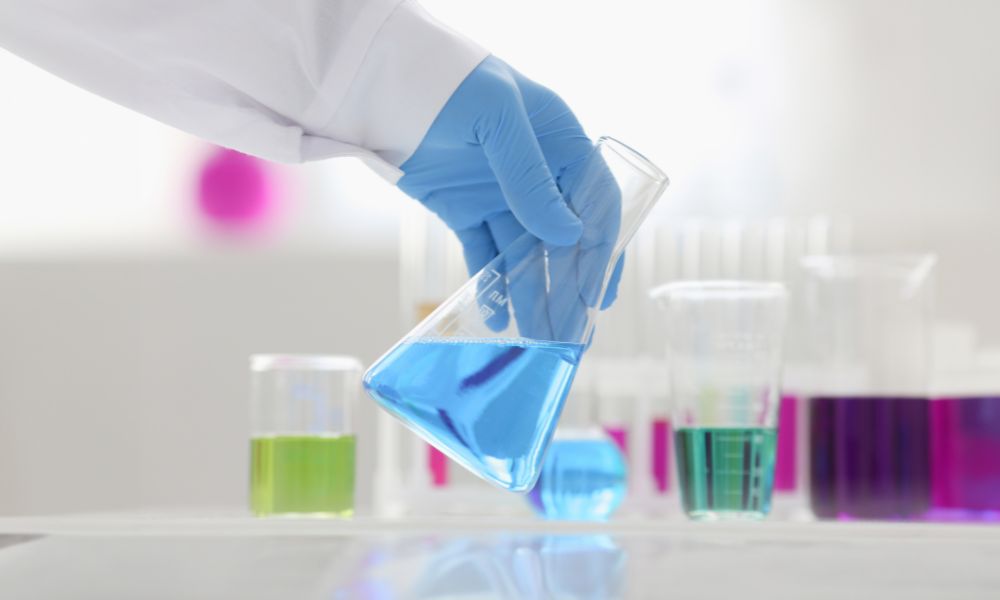 4 Benefits of Using Chemical Concentrates